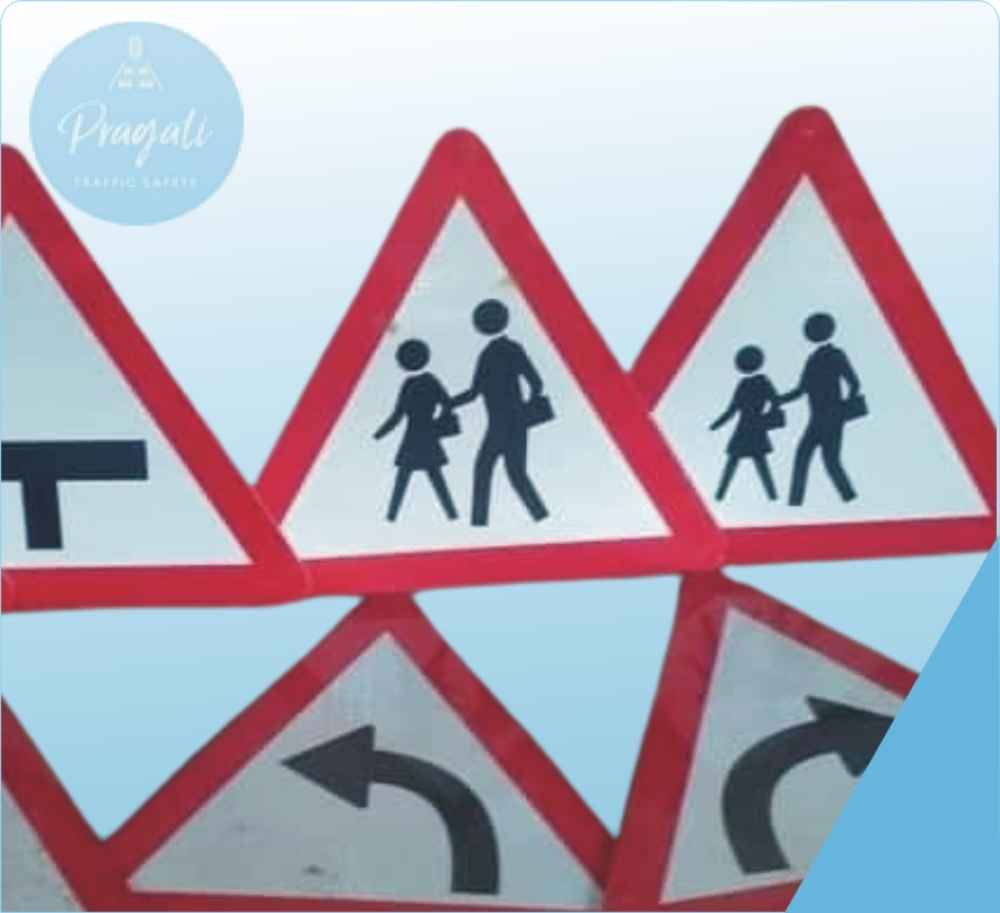Triangle 900 Mm Hip Sign Board